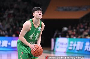 不敢用了！鄢手騏半場僅出戰4分鐘3中0顆粒無收 正負值-9