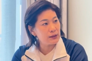 李昕：中國女籃面臨新老的交替 我們要有耐心去接納這種陣痛&低谷