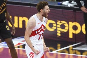 摧枯拉朽！猛龍第四節43-23騎士 單節凈勝20分一波流帶走比賽