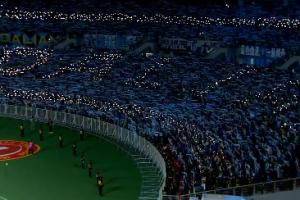 連媒談“DALIAN”燈光tifo過程：北看臺在座椅貼標志，并告知球迷