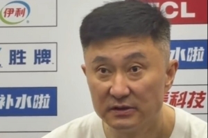 杜鋒：今天的命中率太差了 大家打得太簡(jiǎn)單 季后賽不是這樣打的