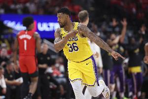 NBA：斯瑪特質(zhì)疑裁判公正性罰3.5萬 肯納德對裁判出言不遜罰2.5萬