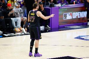 韋德談東契奇&坎寧安評獎：祝NBA好運 以后每個人都要申訴了