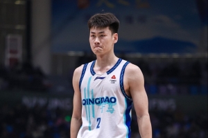 寒冰射手！王睿澤12投1中拿10分 于米提11中0一分未得