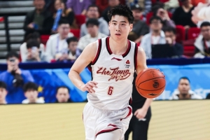 兩隊唯一上雙！程帥澎半場7中3拿到10分1板2助1斷