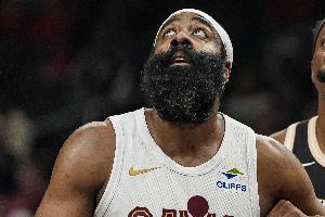 火力兇猛但失誤太多！哈登半場9中6砍下19分4板3助 有5失誤