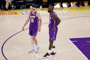 里夫斯談末節(jié)追分：詹姆斯接管了比賽 他已經無數(shù)次這么做了！