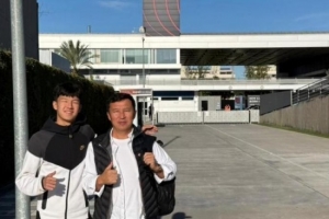 世體：哈薩克斯坦15歲小將3年旅歐被騙3次，最終成功簽約巴薩