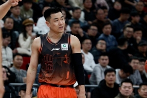 媒體人：高詩巖是近年高強度連軸轉的隊員之一 他沒恢復好就復出