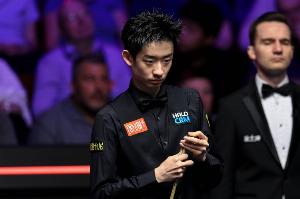吳宜澤在世錦賽正賽首勝的情況下一路殺進(jìn)決賽，往屆最好成績32強(qiáng)