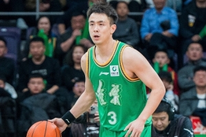 需要你得分！趙繼偉半場3中0未得分 僅拿1板2助1斷