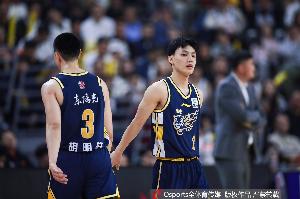 記者：廣東的對飆火力跟不上 跟北京的陣容天賦差距還是太大了