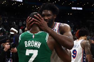 NBA官方：杰倫·布朗因搶七失利后在直播中批評(píng)裁判被罰5萬美元