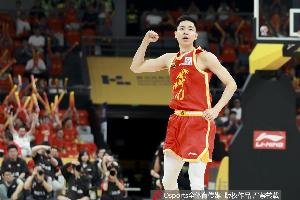 拼盡全力！朱俊龍5中4拿14分2板1助 三分3中2