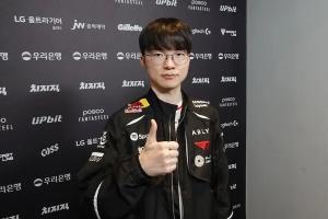Faker：現在團隊氛圍比賽季初更好，這么多人關注廣告感到很欣慰