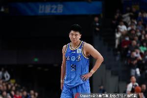 難救主！雷蒙25分鐘6中4貢獻12分2板 三分3中2