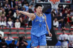 記者：北京防擋拆能懲罰輪轉(zhuǎn) 他們的1-4號(hào)位能保持40分鐘投射能力
