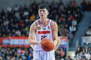 媒體人：徐杰對張皓嘉絕對信任 后者被罵了一個賽季 這球直接救贖