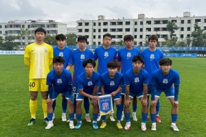 青少年足球聯(lián)賽排位賽二階段 上海申花U20以6-1戰(zhàn)勝廣州悅高U20