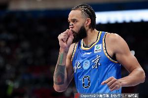 就是打不進(jìn)！麥基替補(bǔ)6中0僅靠罰球拿2分5板1助1帽