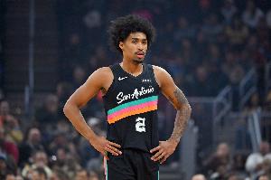 媒體人：哈珀要是代表菲律賓男籃出戰 對中國男籃會有很大的威脅