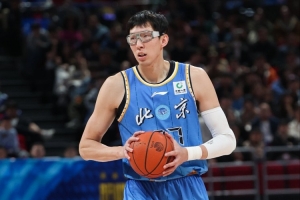 盡力了！周琦7中5高效拿下13分9籃板2助攻2蓋帽
