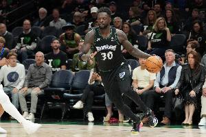 美記：森林狼曾試圖用蘭德爾做籌碼換字母哥 讓前者一度陷入掙扎