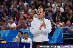 媒體人：北京隊要好好總結賽季 而對許利民來說未嘗不是一種解脫
