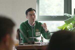 遭禁足5年！記者：焦鳳波深夜在朋友圈發了蘇軾的《定風波》
