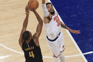 巴克利：騎士優勢在內線莫布里卻摸不到球 現在的NBA毫無戰術可言
