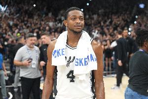 Shams：福克斯+哈珀都可以出戰西決G3